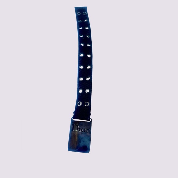 Dior Sleek chic keychain 
Lipgloss lipstick belt - Picture 1 of 4